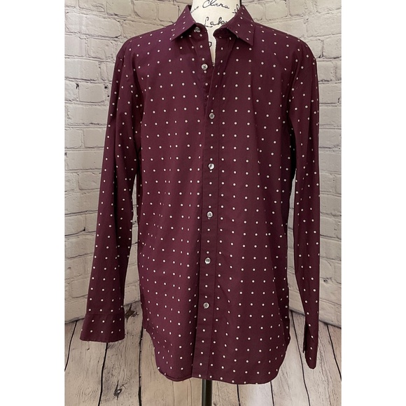 Banana Republic Men’s Standard Fit Non-Iron Burgundy Dress Shirt (Size M) - Picture 3 of 10